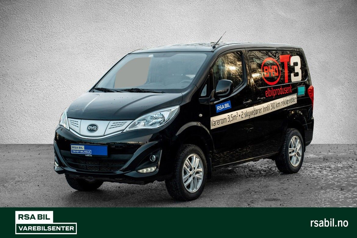 BYD T3