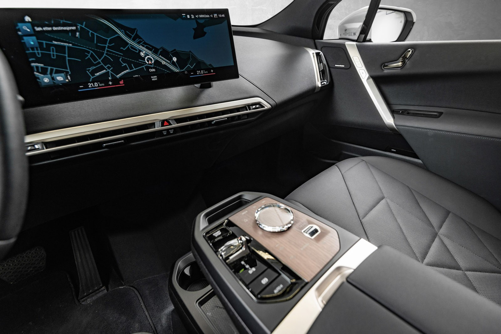 BMW iX xDrive 40