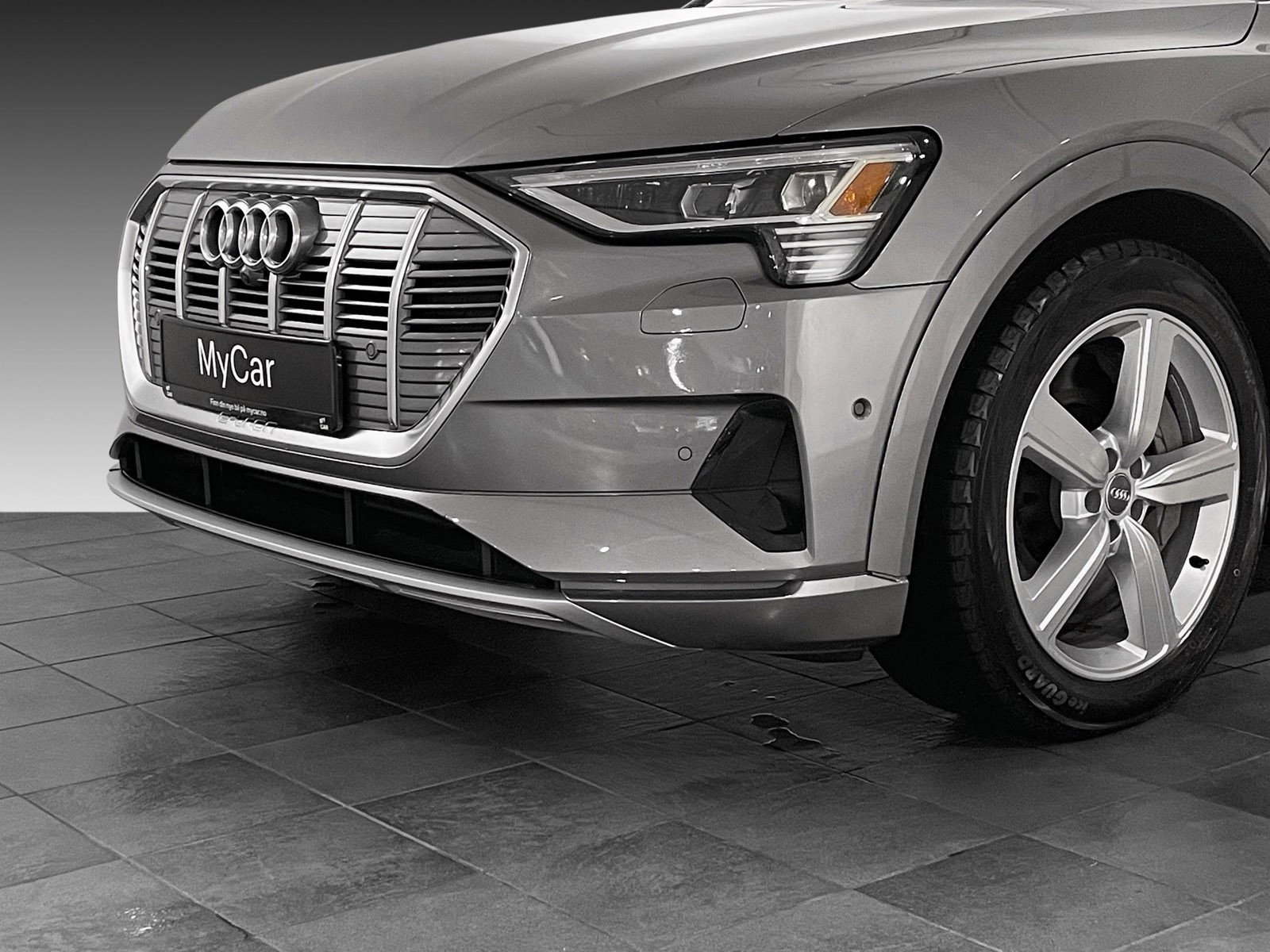 Audi e-tron