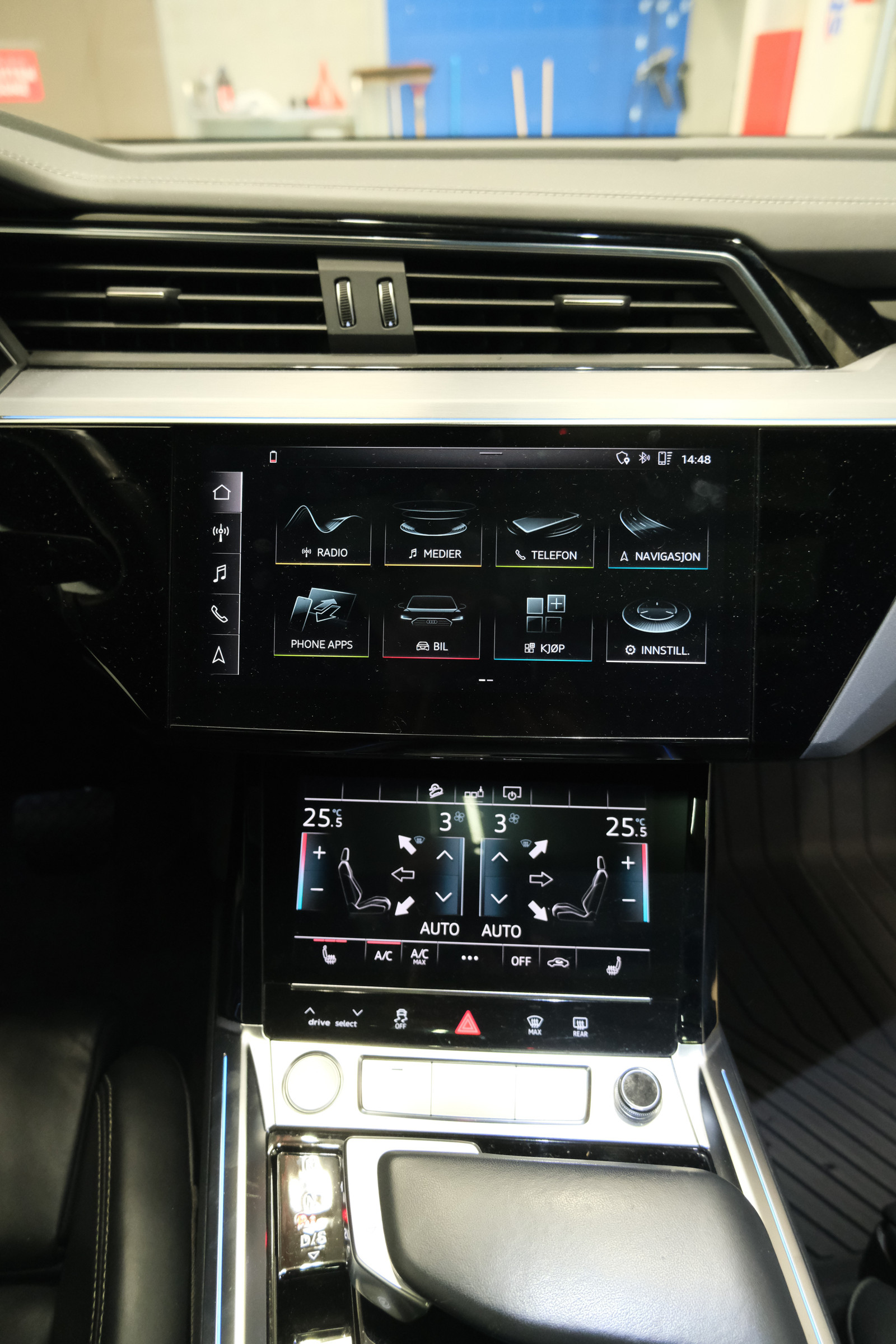 Audi e-tron