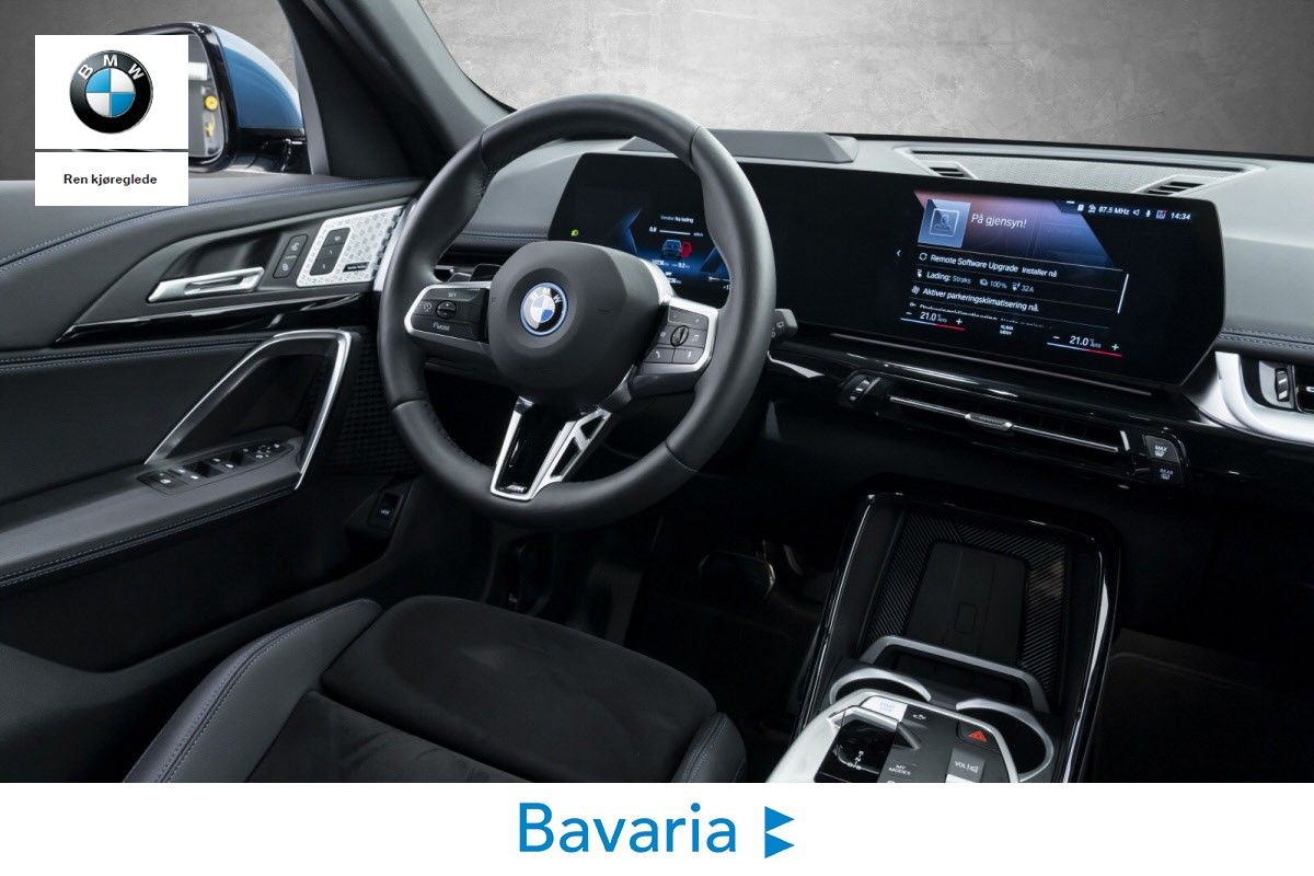 BMW iX1
