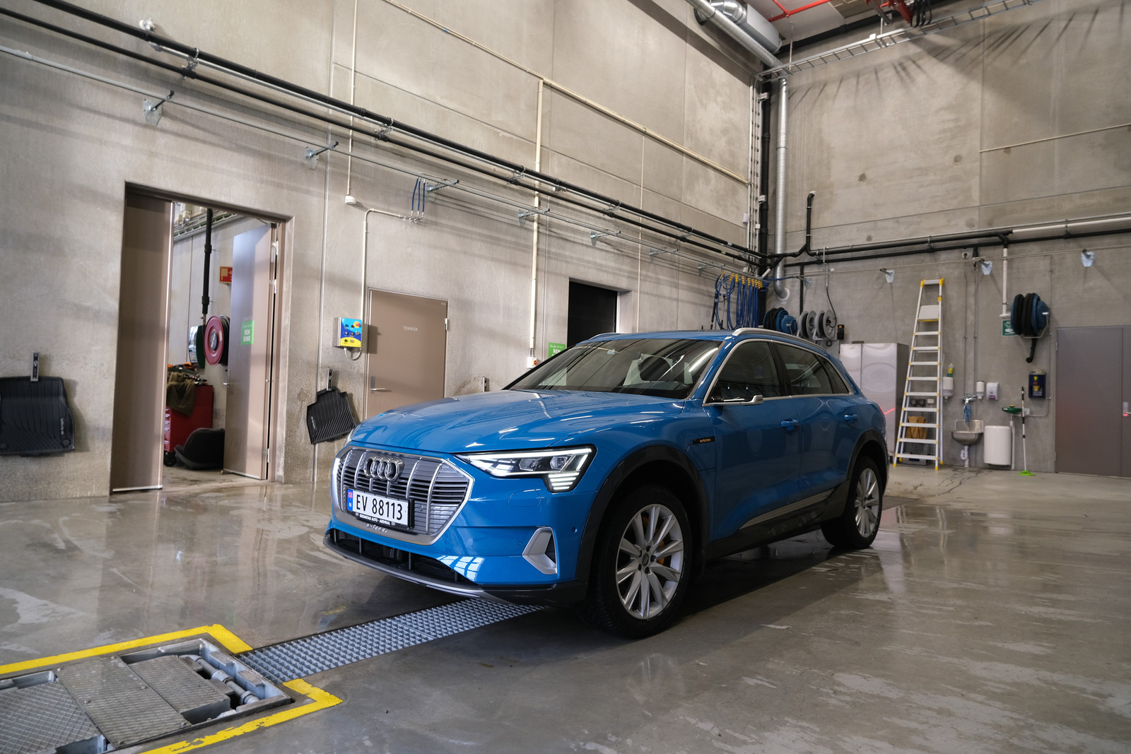Audi e-tron