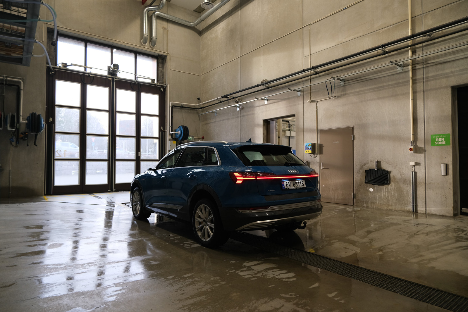 Audi e-tron