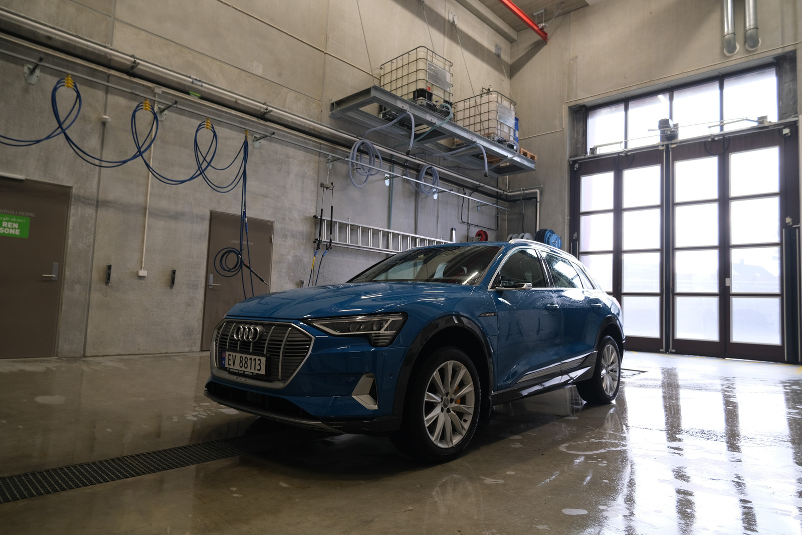 Audi e-tron