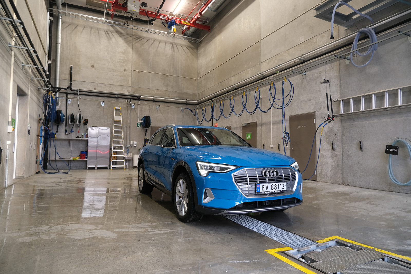 Audi e-tron