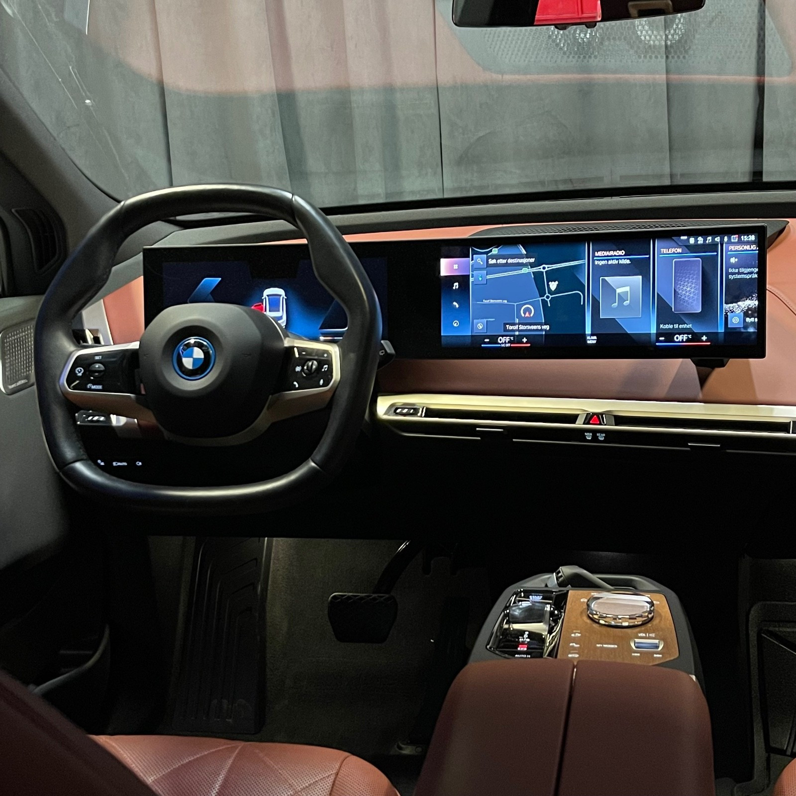 BMW iX xDrive 50