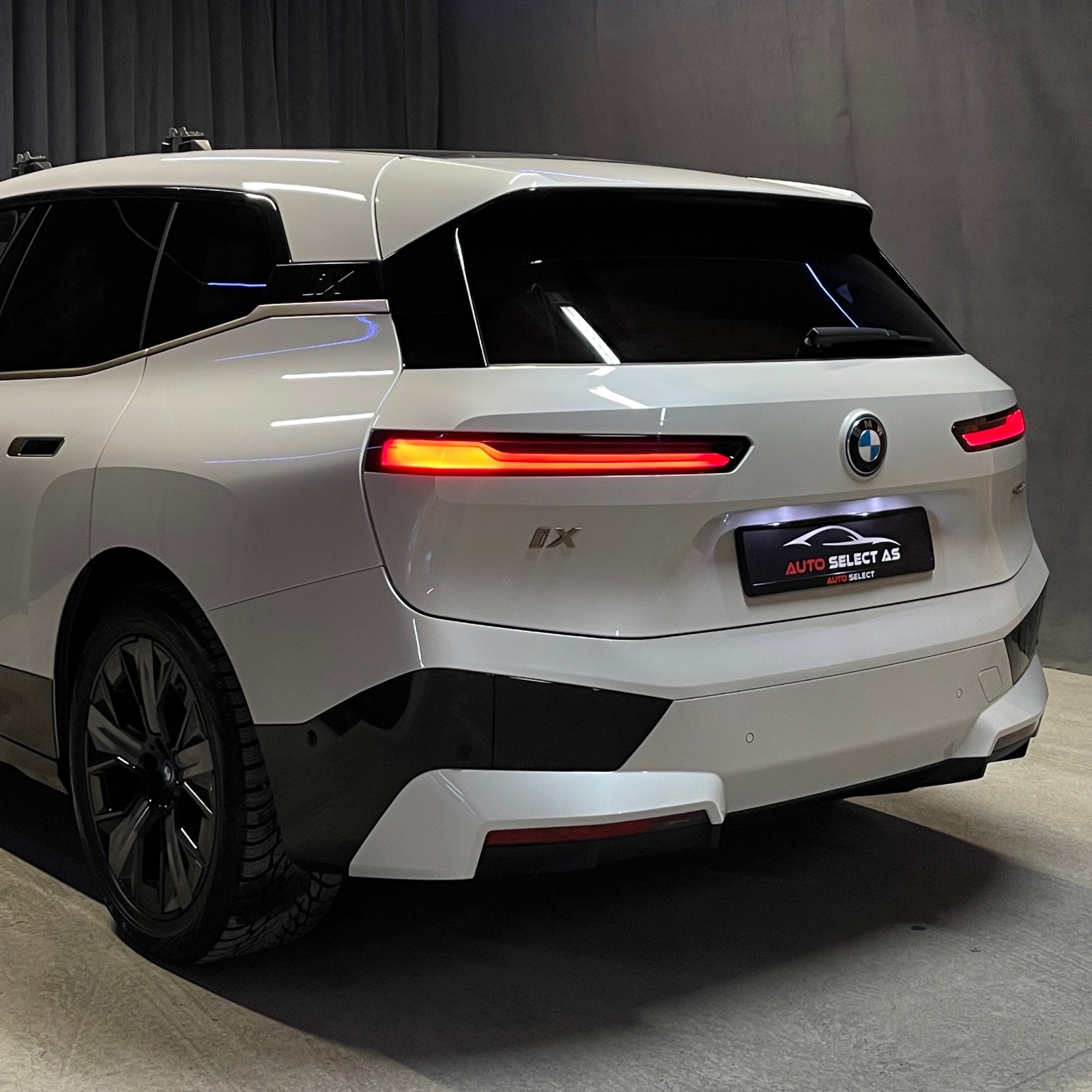 BMW iX xDrive 50