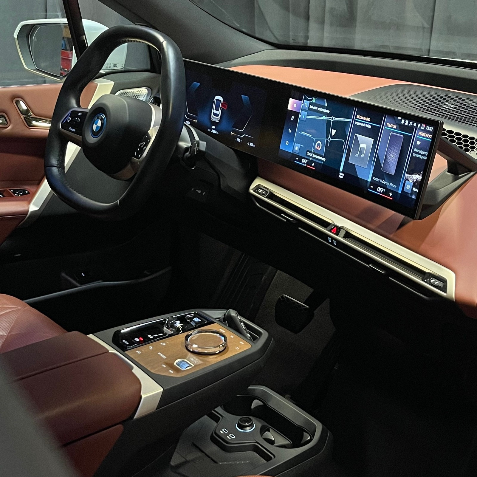 BMW iX xDrive 50