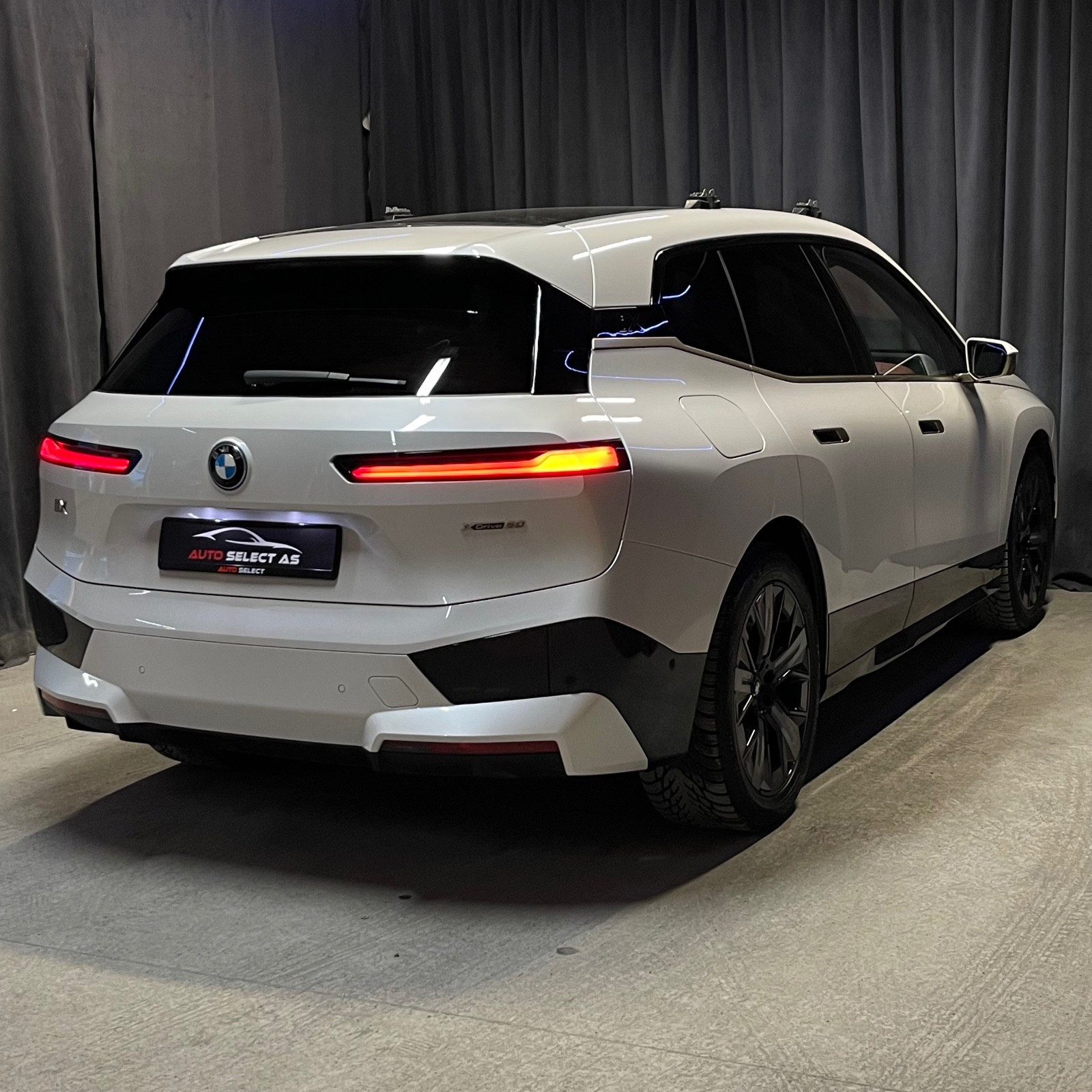 BMW iX xDrive 50