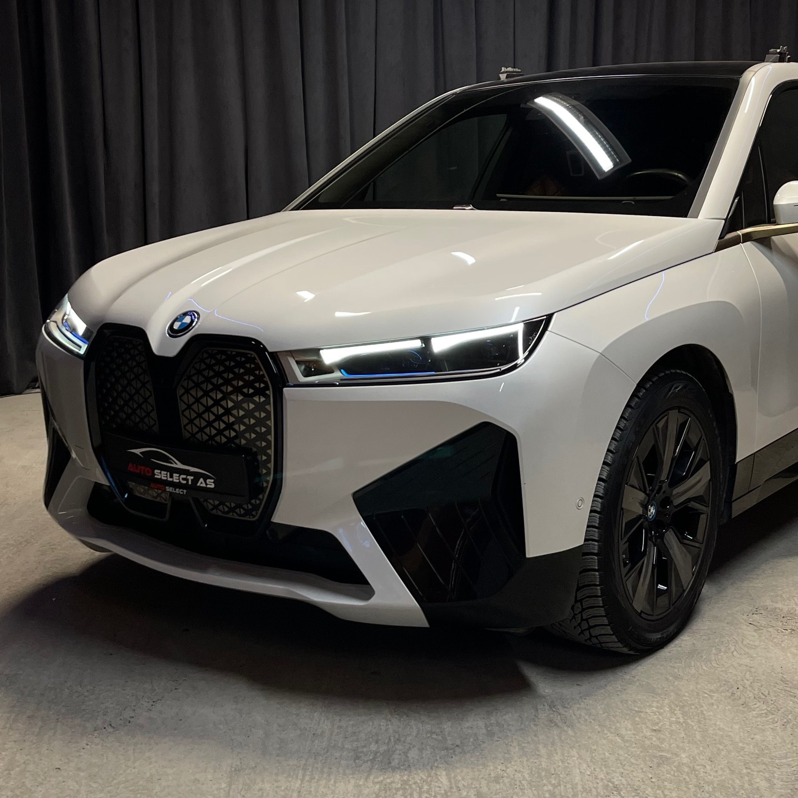 BMW iX xDrive 50