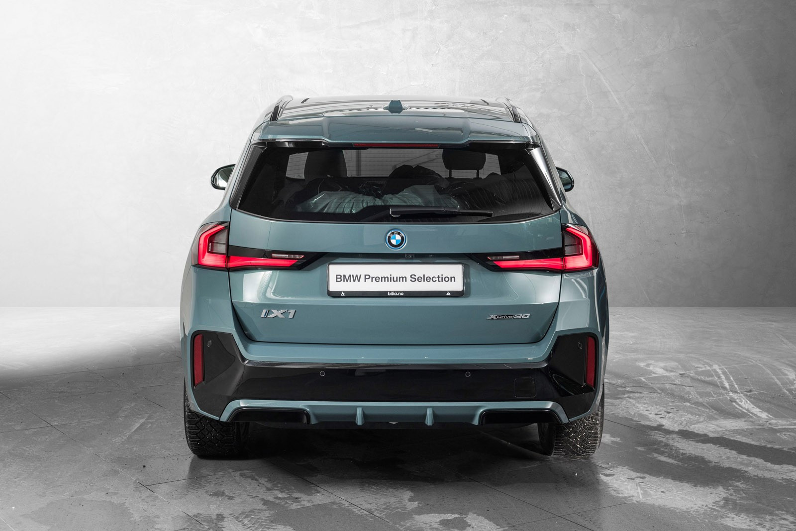 BMW iX1