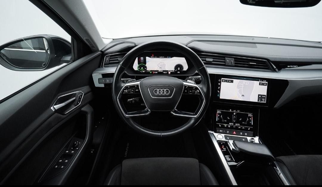 Audi e-tron