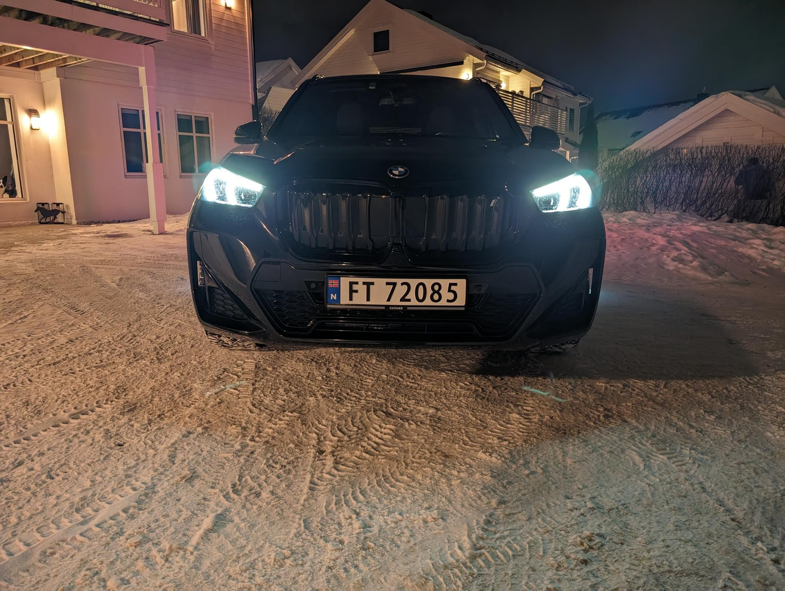 BMW iX1