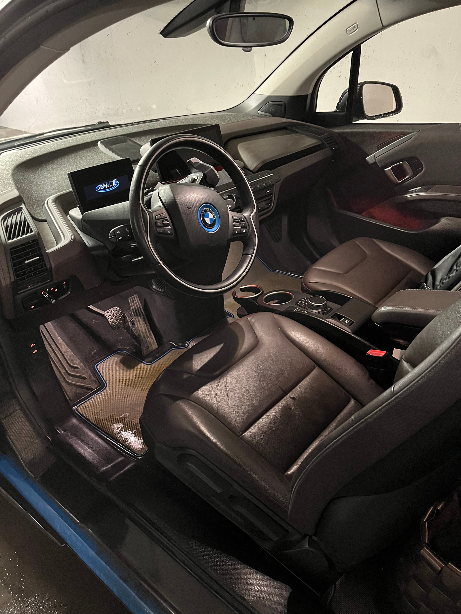 BMW i3