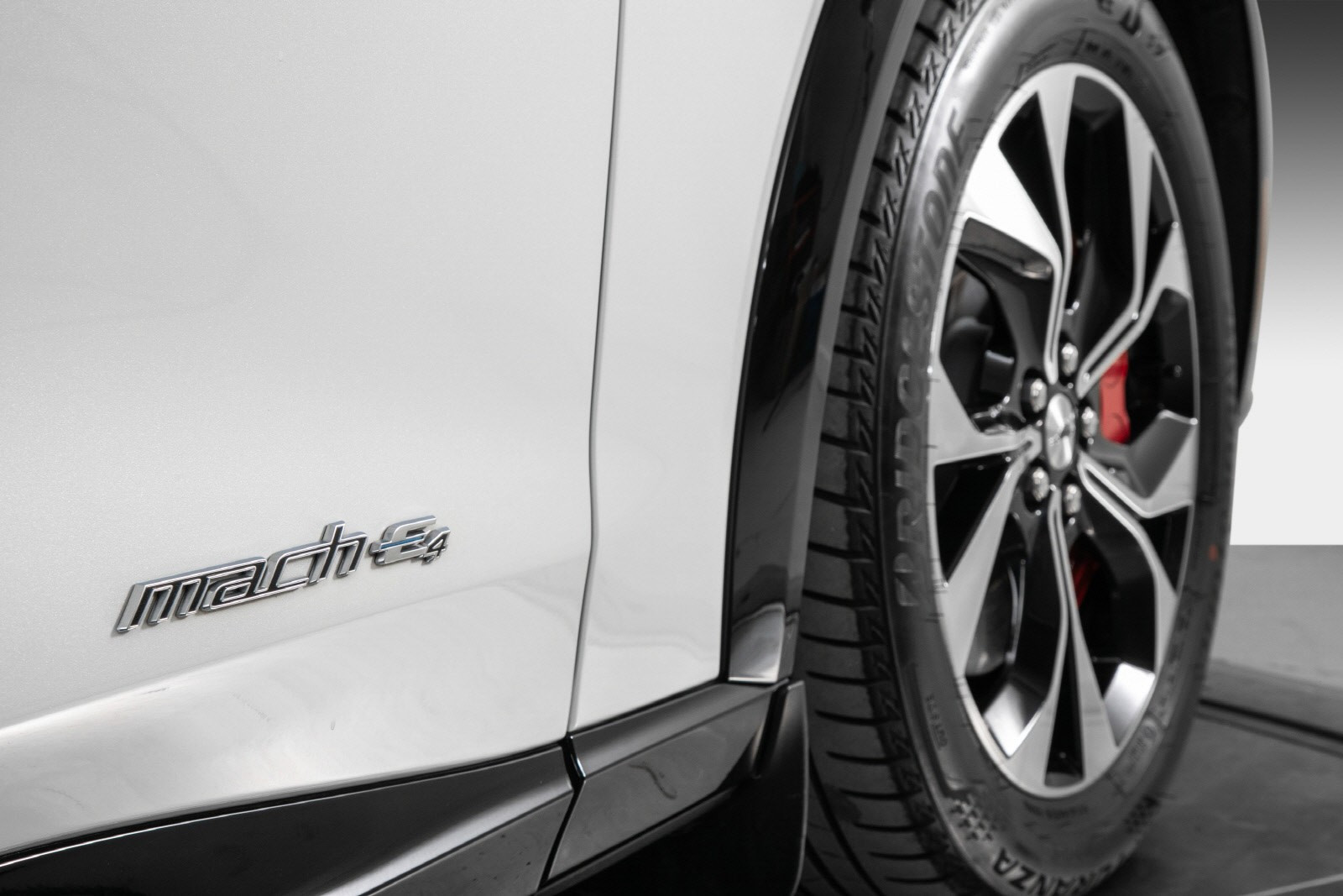 Ford Mustang Mach-E