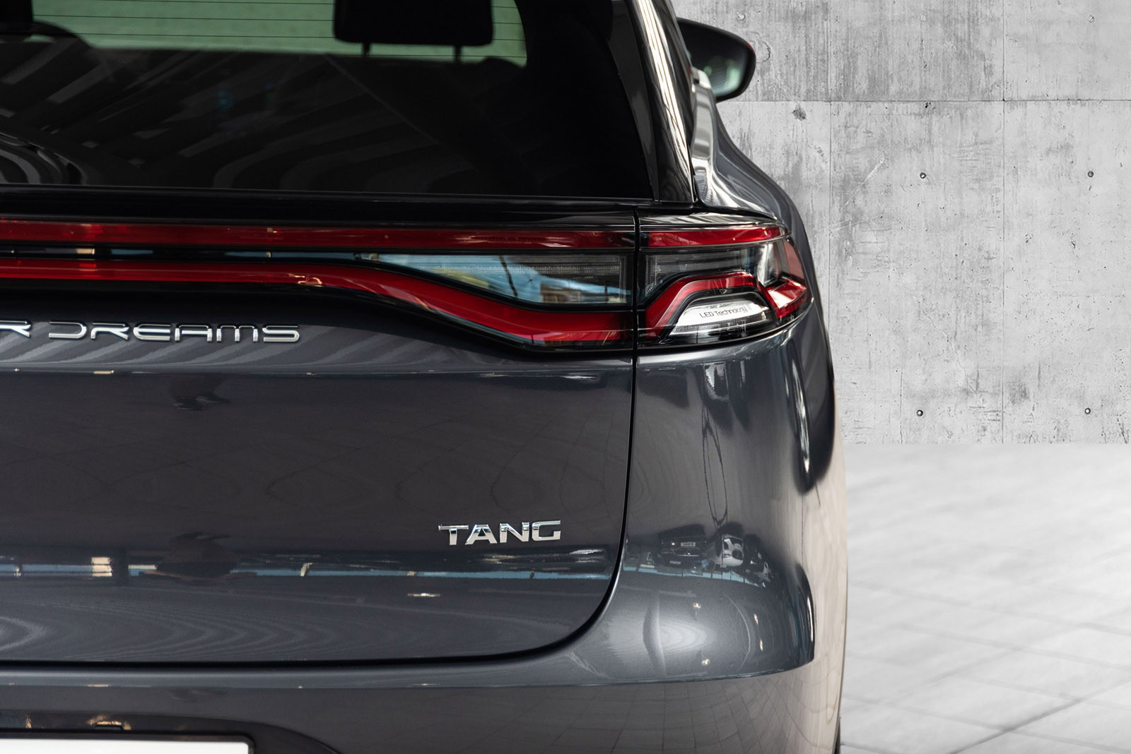 BYD Tang