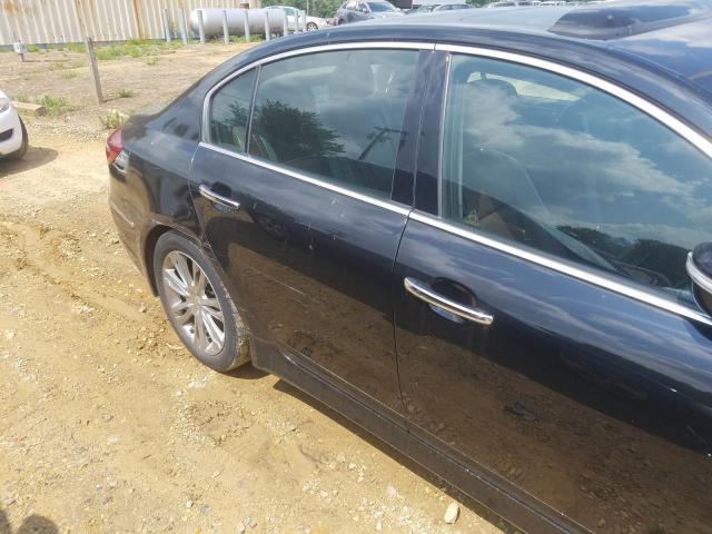 Hyundai Genesis 3 2013