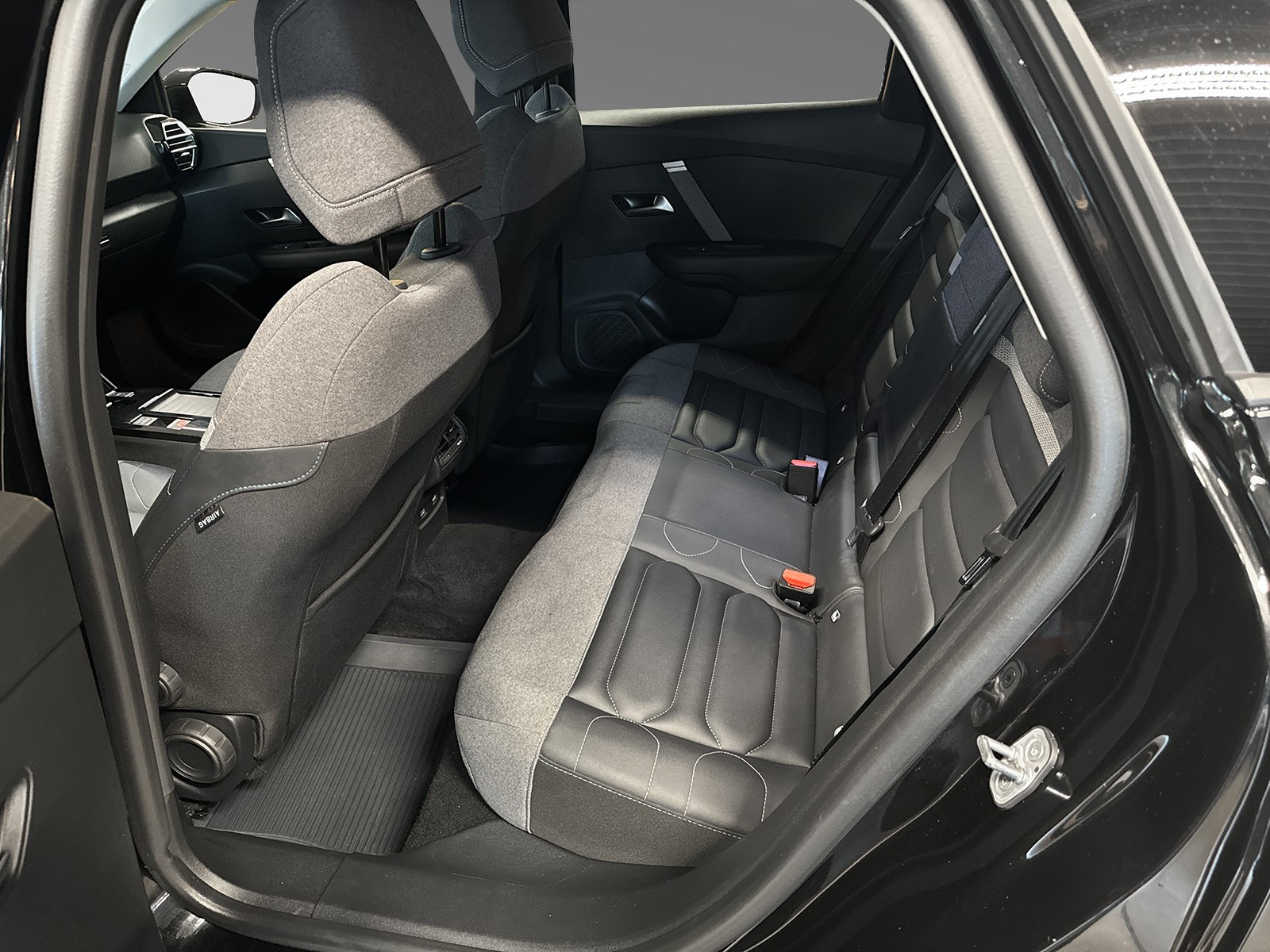 Citroen E-C4