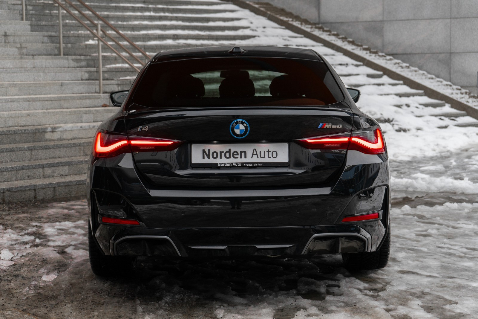 BMW i4 M50