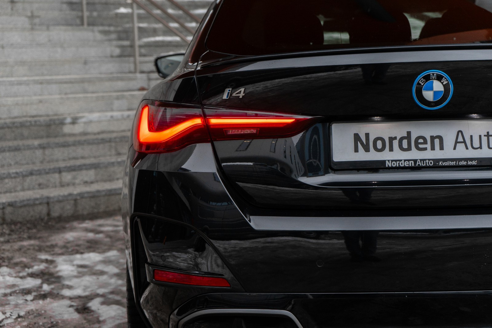 BMW i4 M50