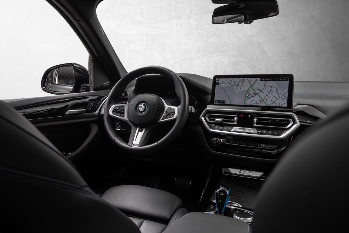 BMW iX3