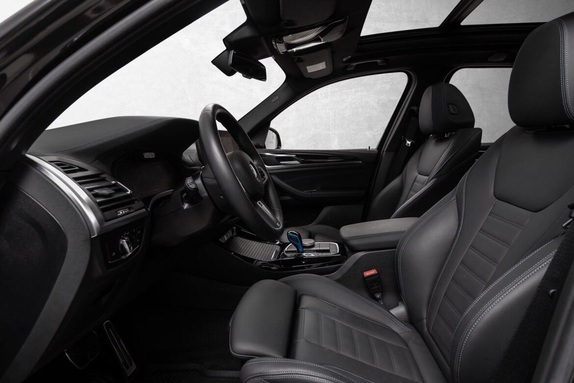 BMW iX3