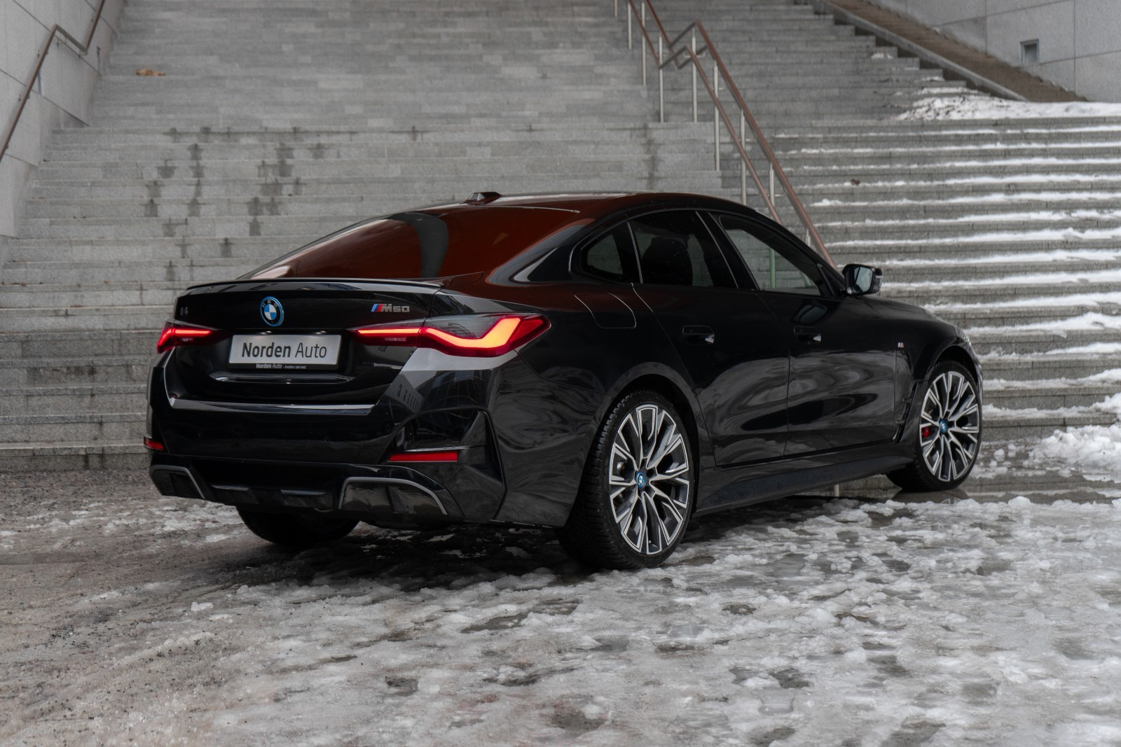 BMW i4 M50