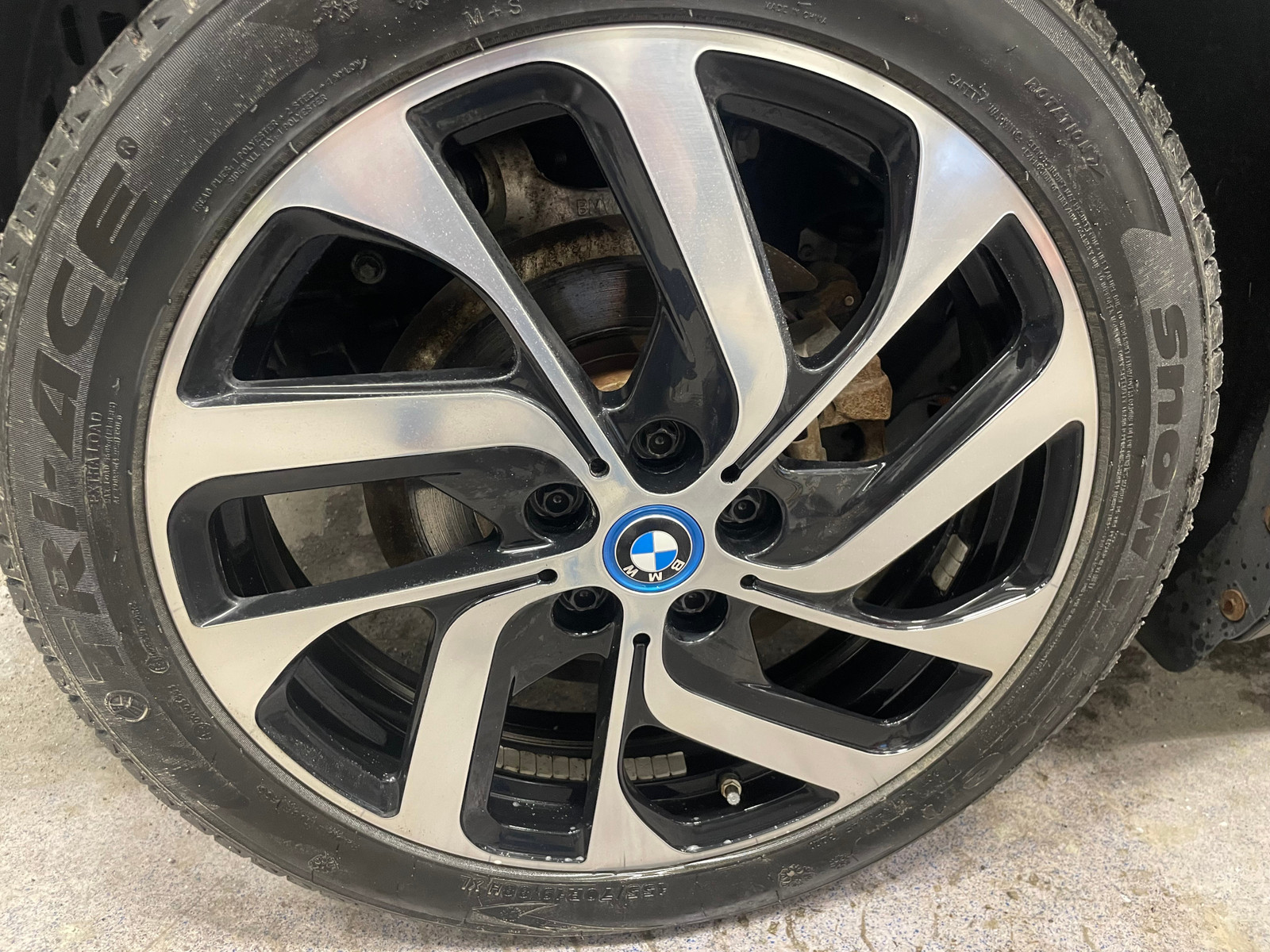 BMW i3