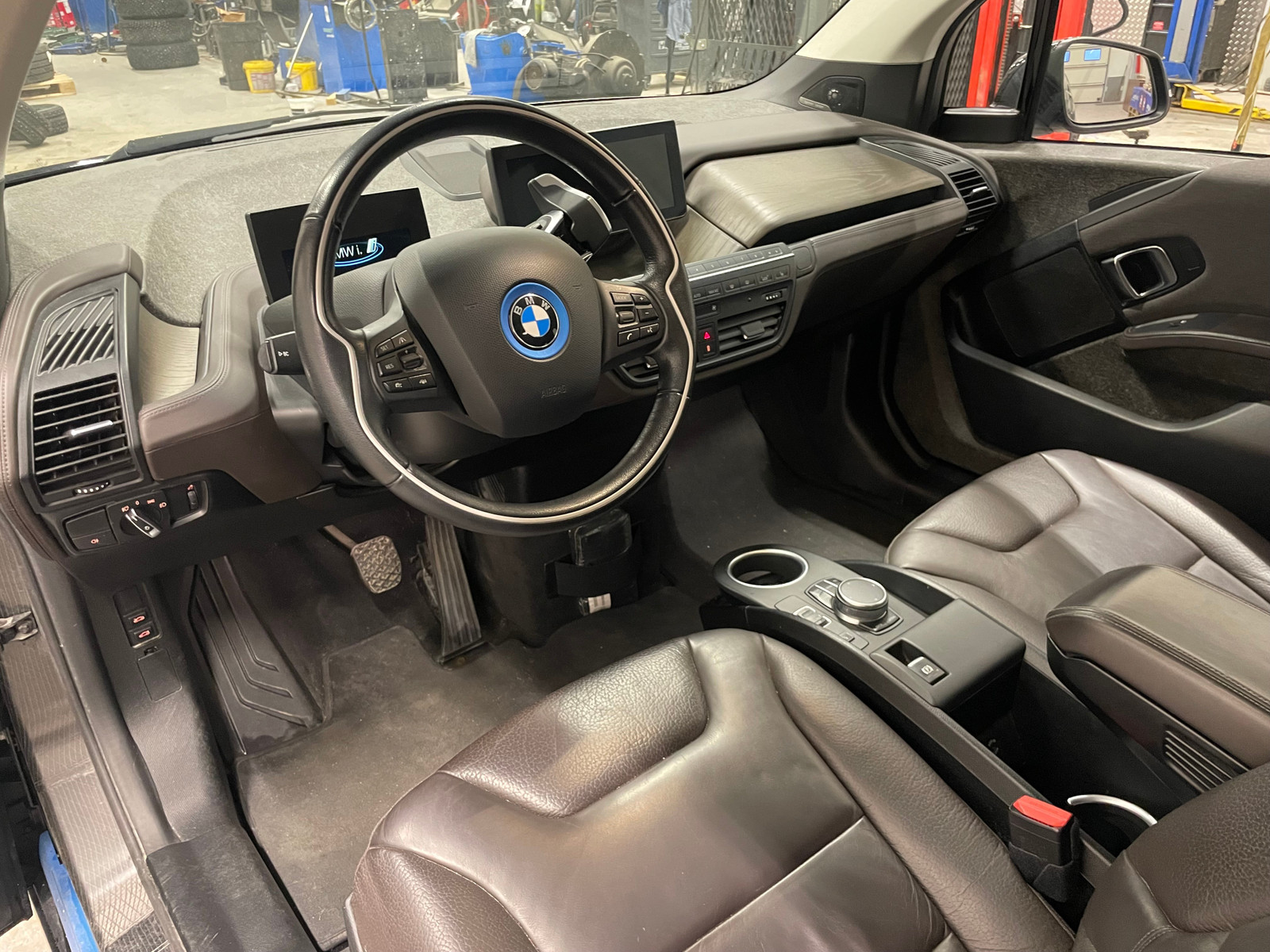 BMW i3