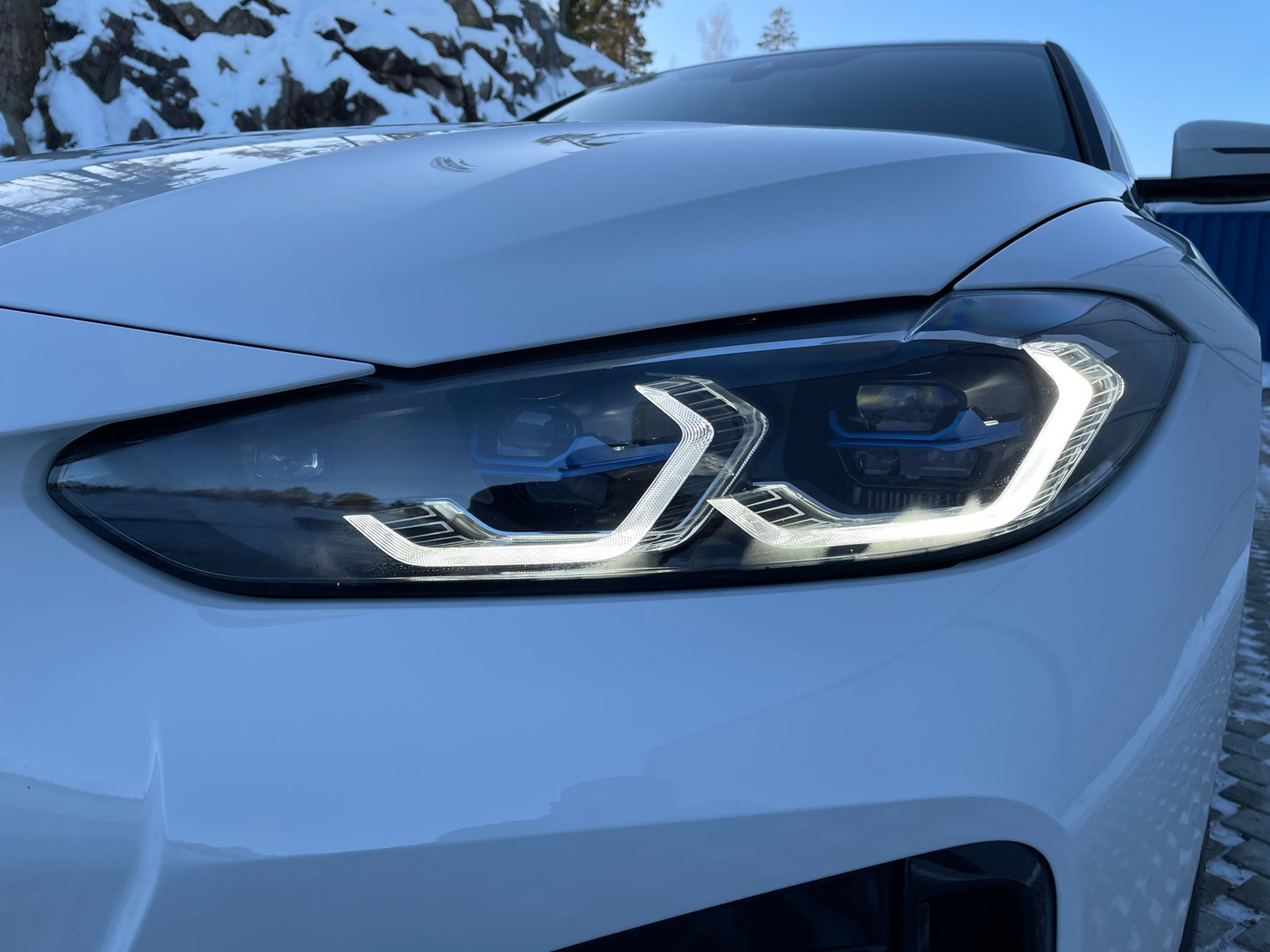 BMW i4