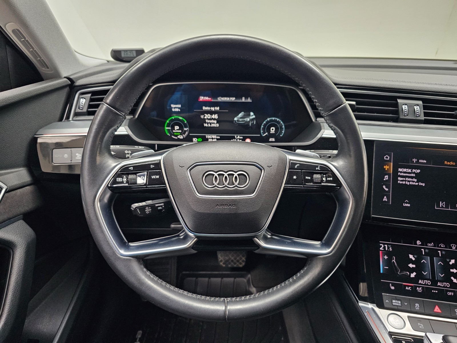 Audi e-tron