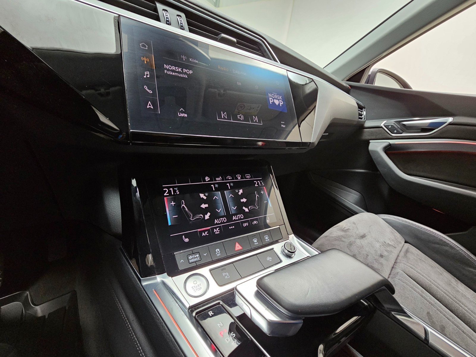 Audi e-tron