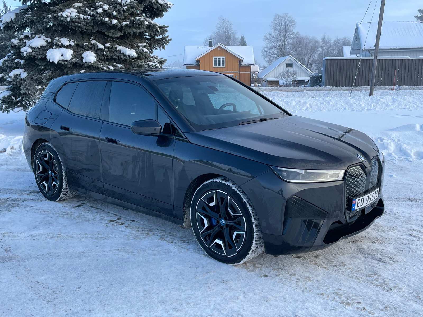 BMW iX xDrive 40