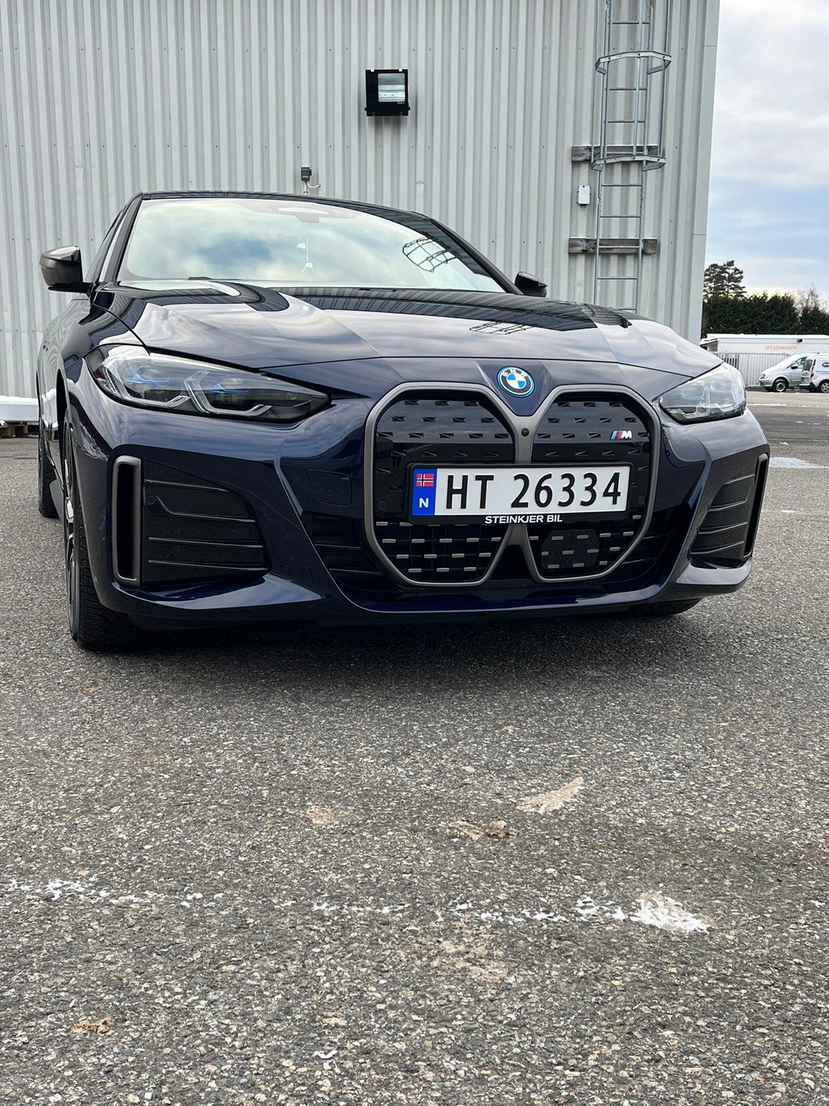 BMW i4 M50