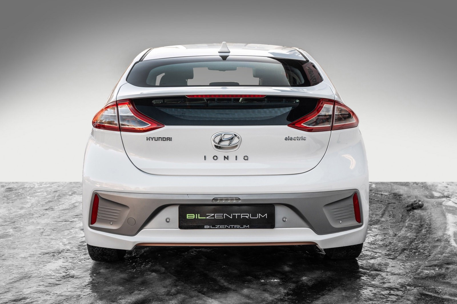 Hyundai IONIQ