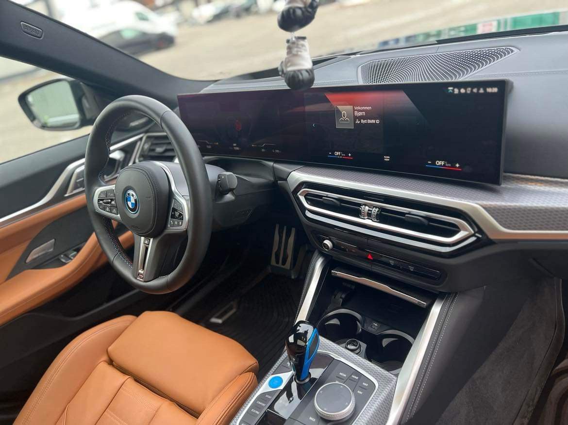 BMW i4 M50