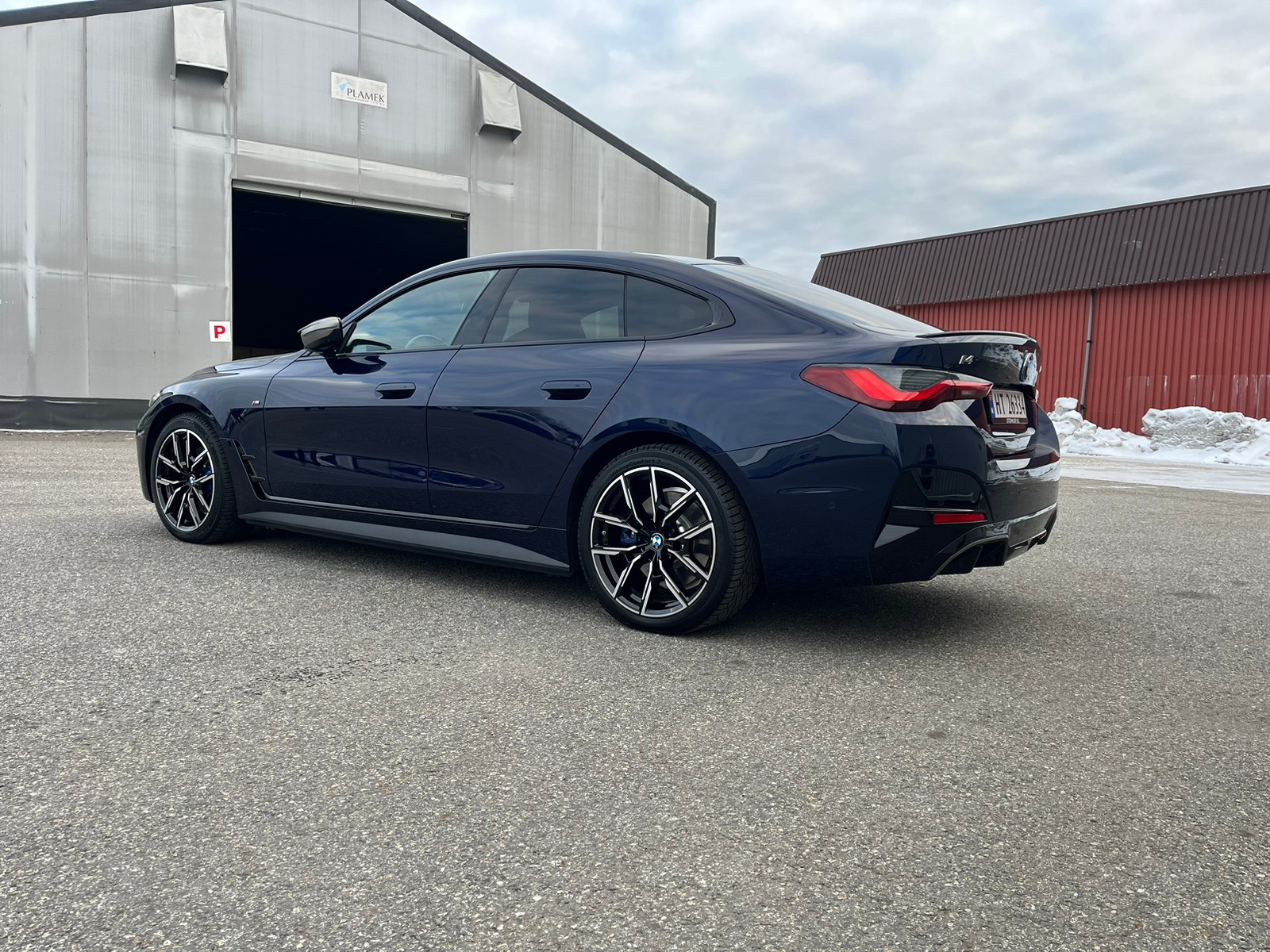 BMW i4 M50