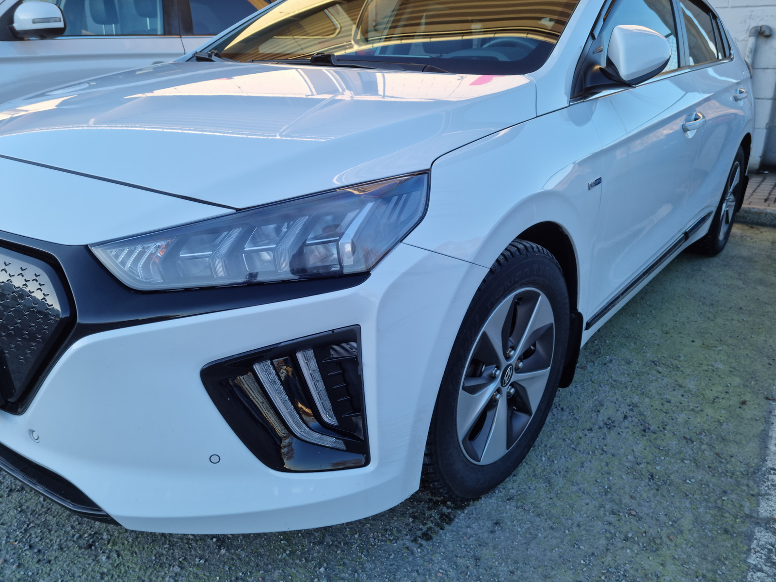 Hyundai IONIQ