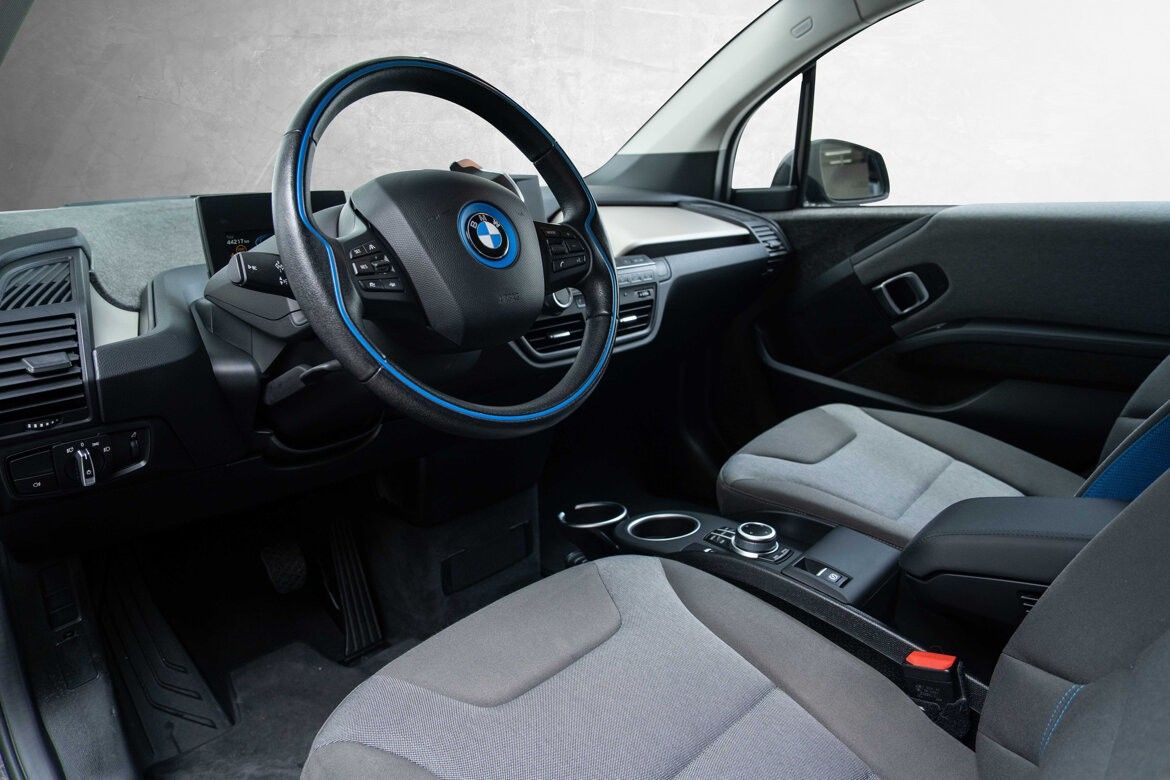 BMW i3