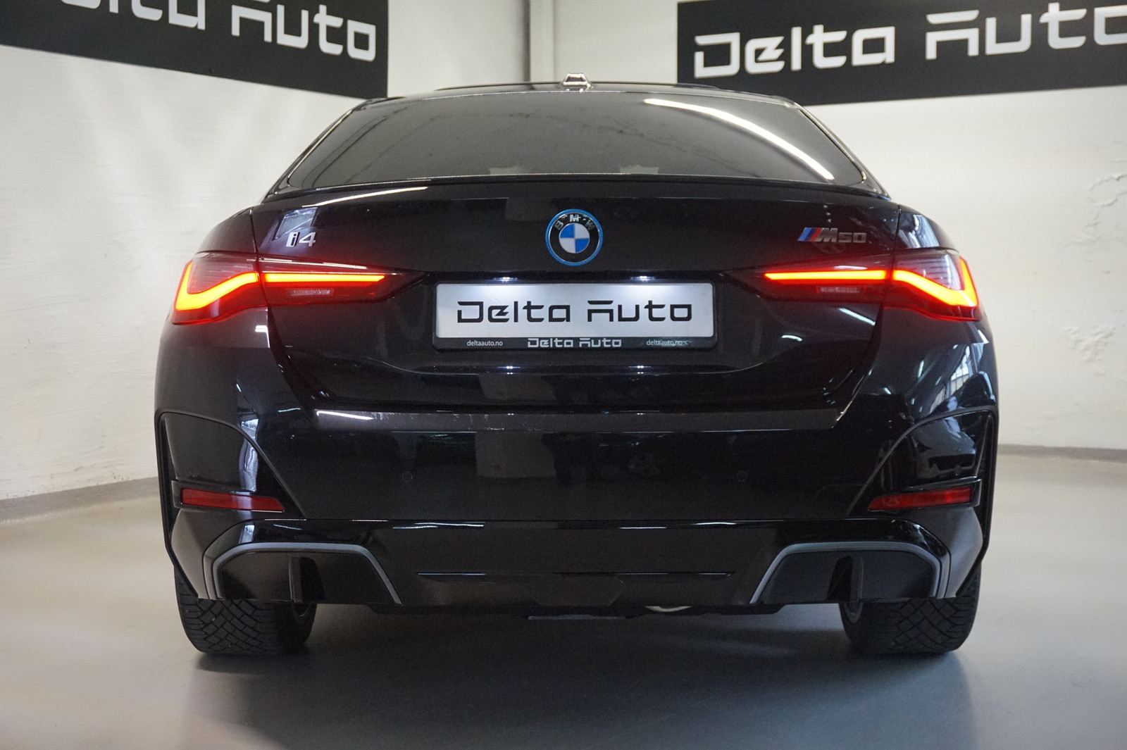 BMW i4 M50
