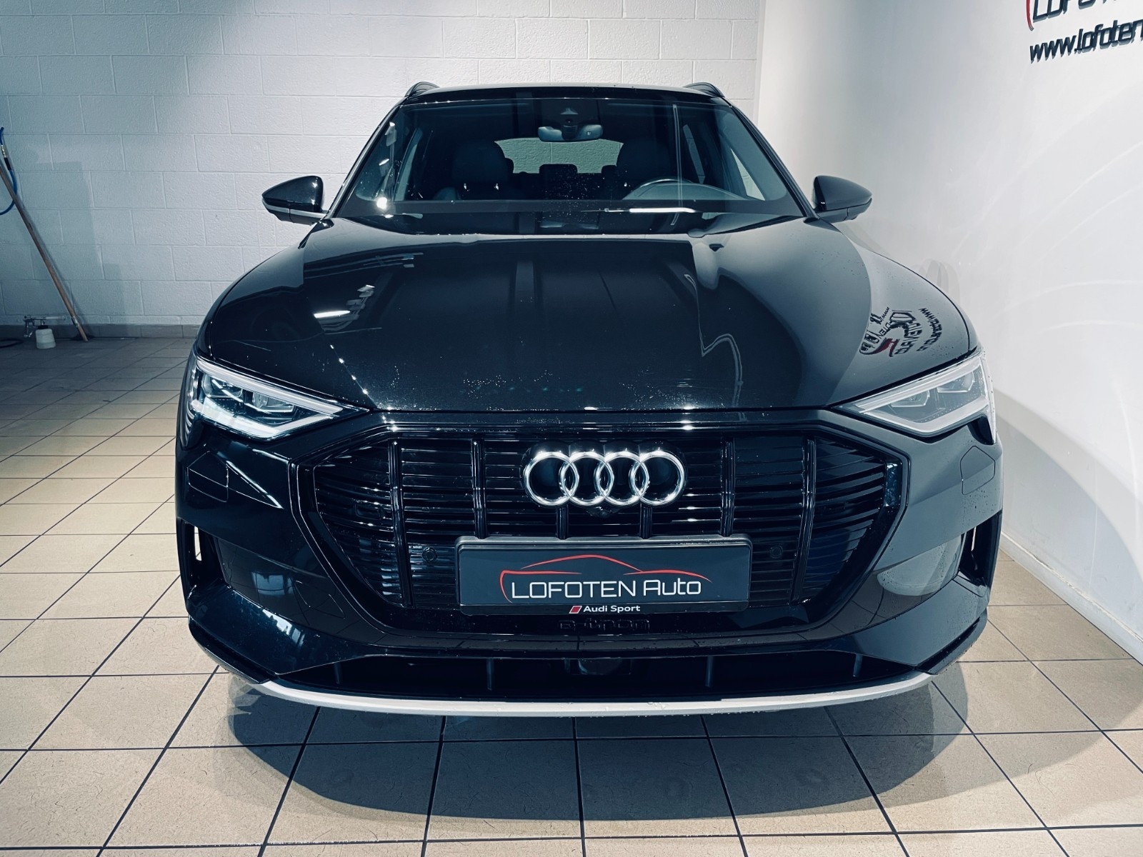 Audi e-tron