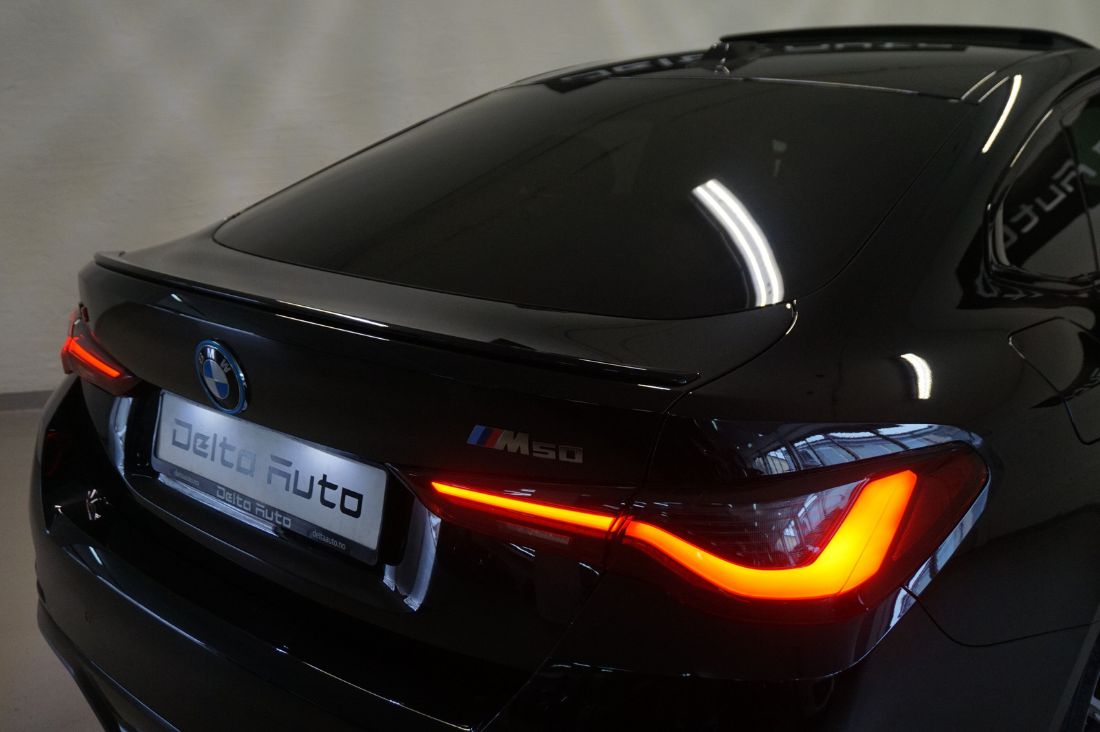 BMW i4 M50