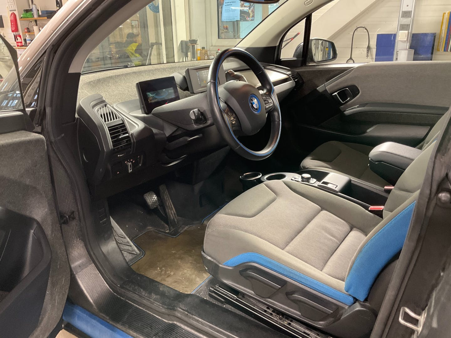 BMW i3
