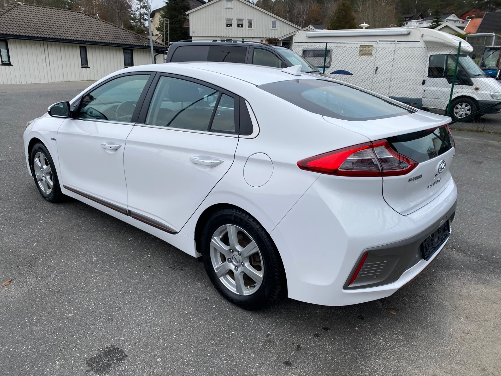Hyundai IONIQ
