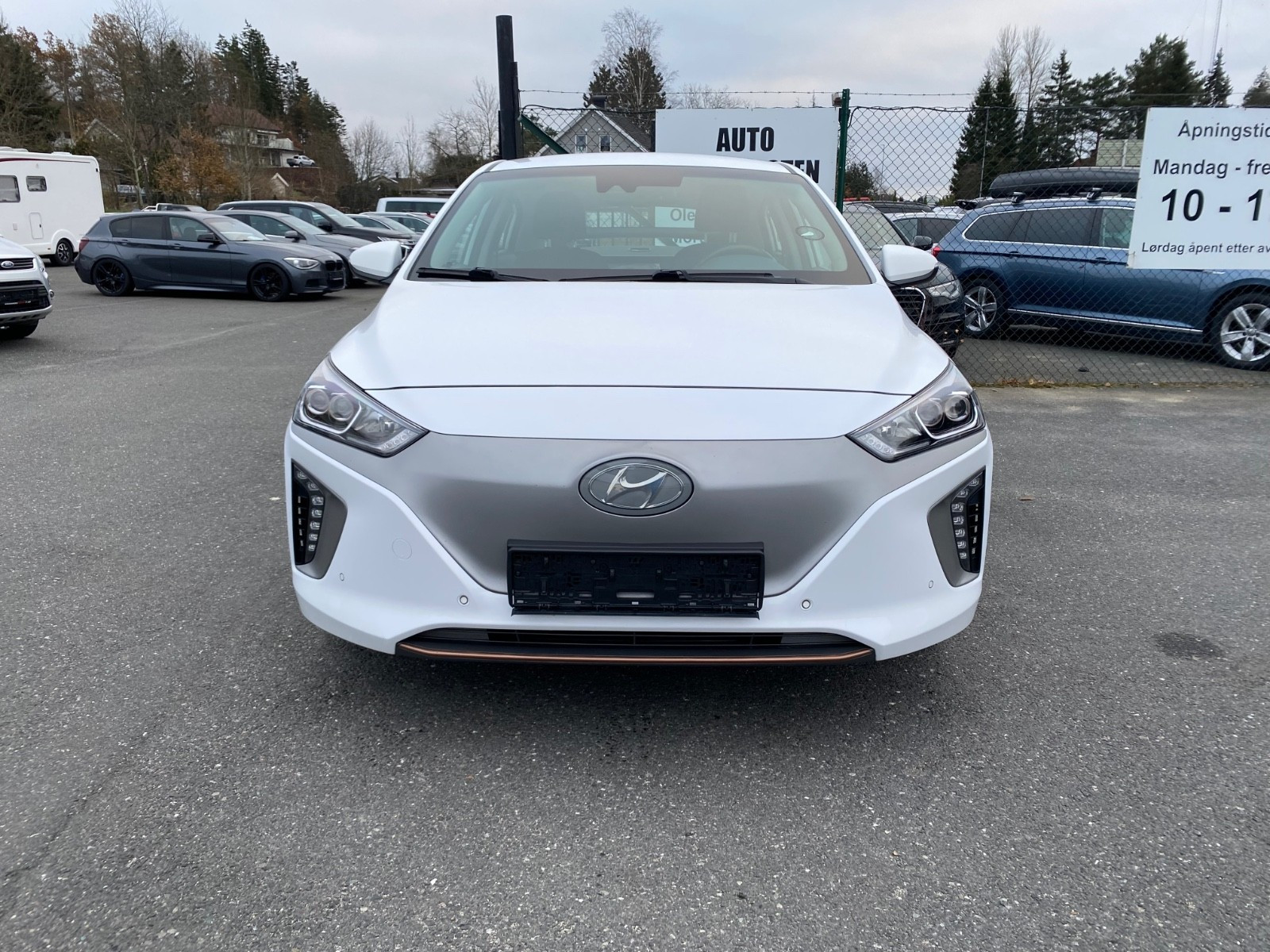 Hyundai IONIQ