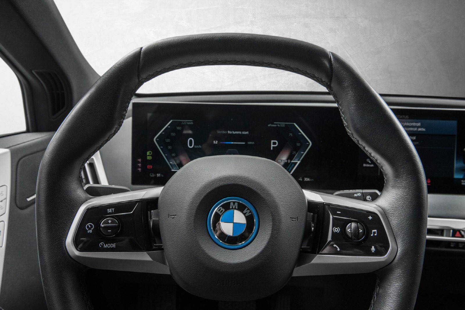 BMW iX xDrive 40