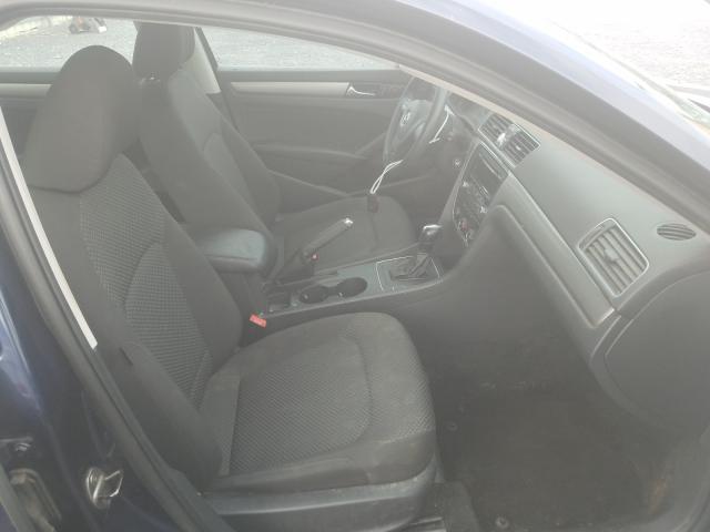 Volkswagen Passat S 2013