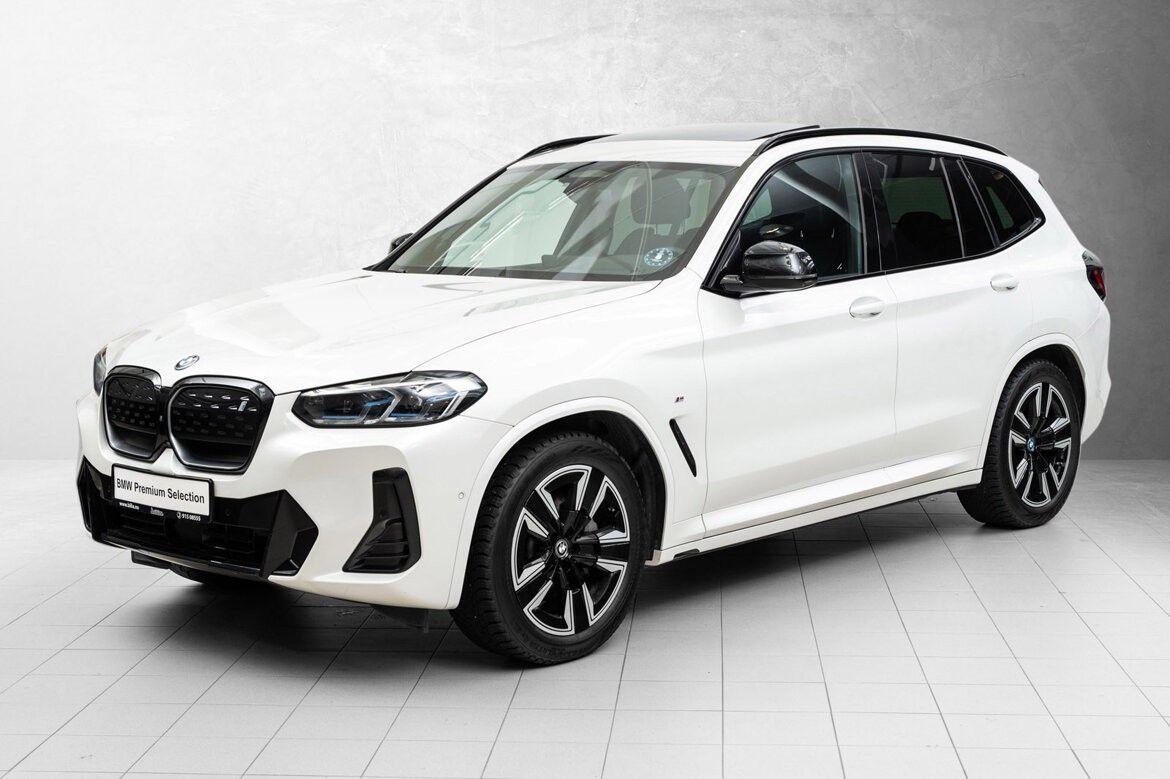 BMW iX3