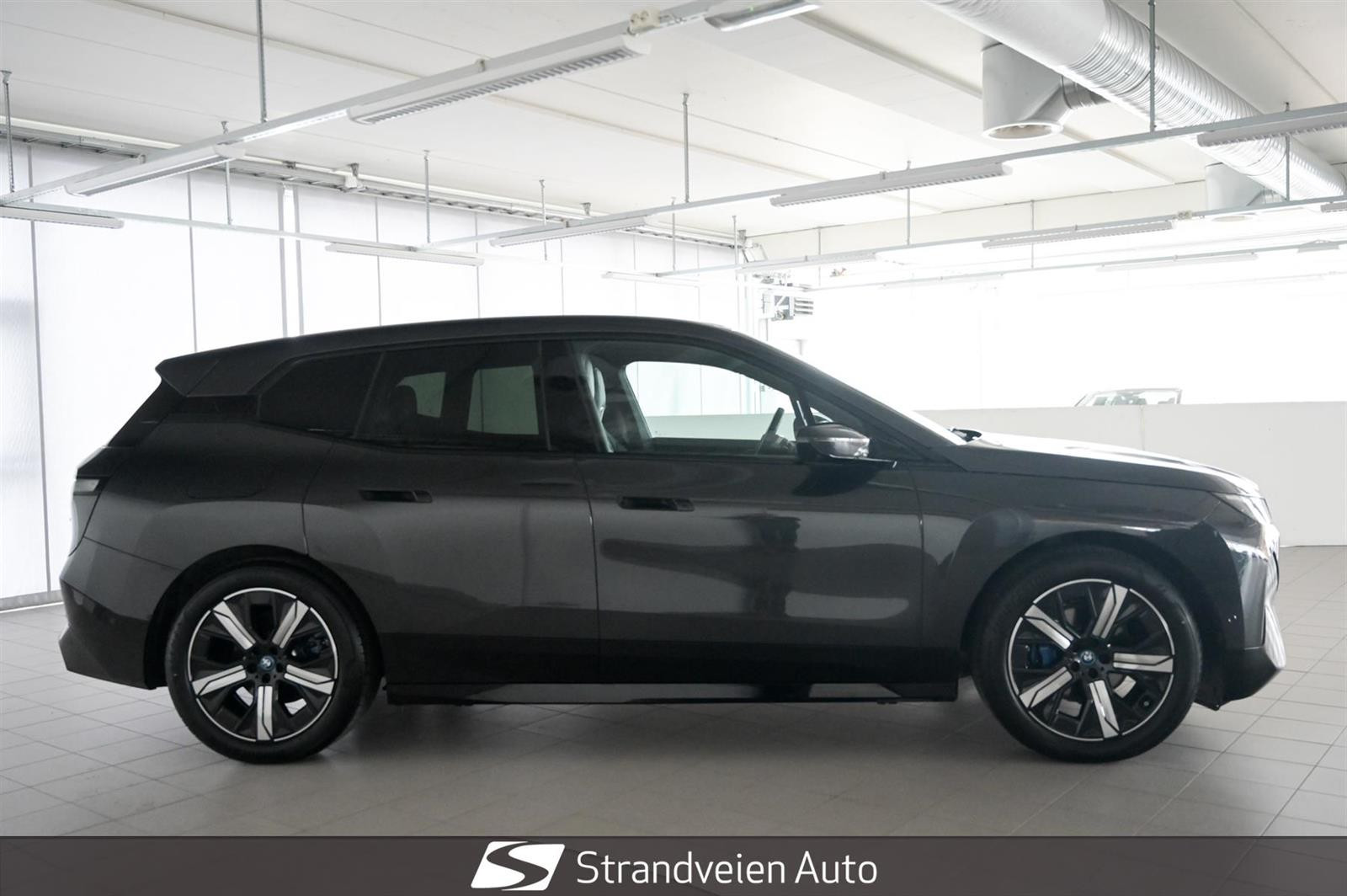BMW iX xDrive 40
