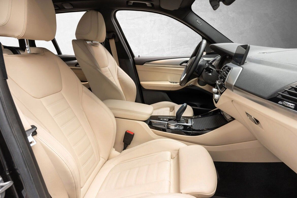 BMW iX3